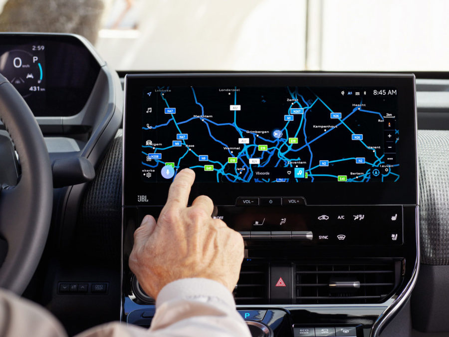 Intérieur de la voiture Toyota Bz4x 100% électrique