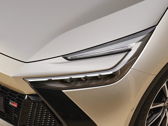 Phare avant du modèle Toyota C-HR